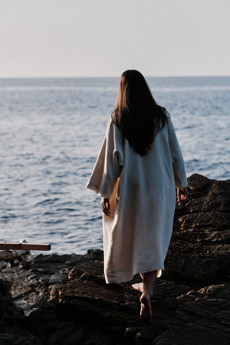 WHITE LONG KIMONO