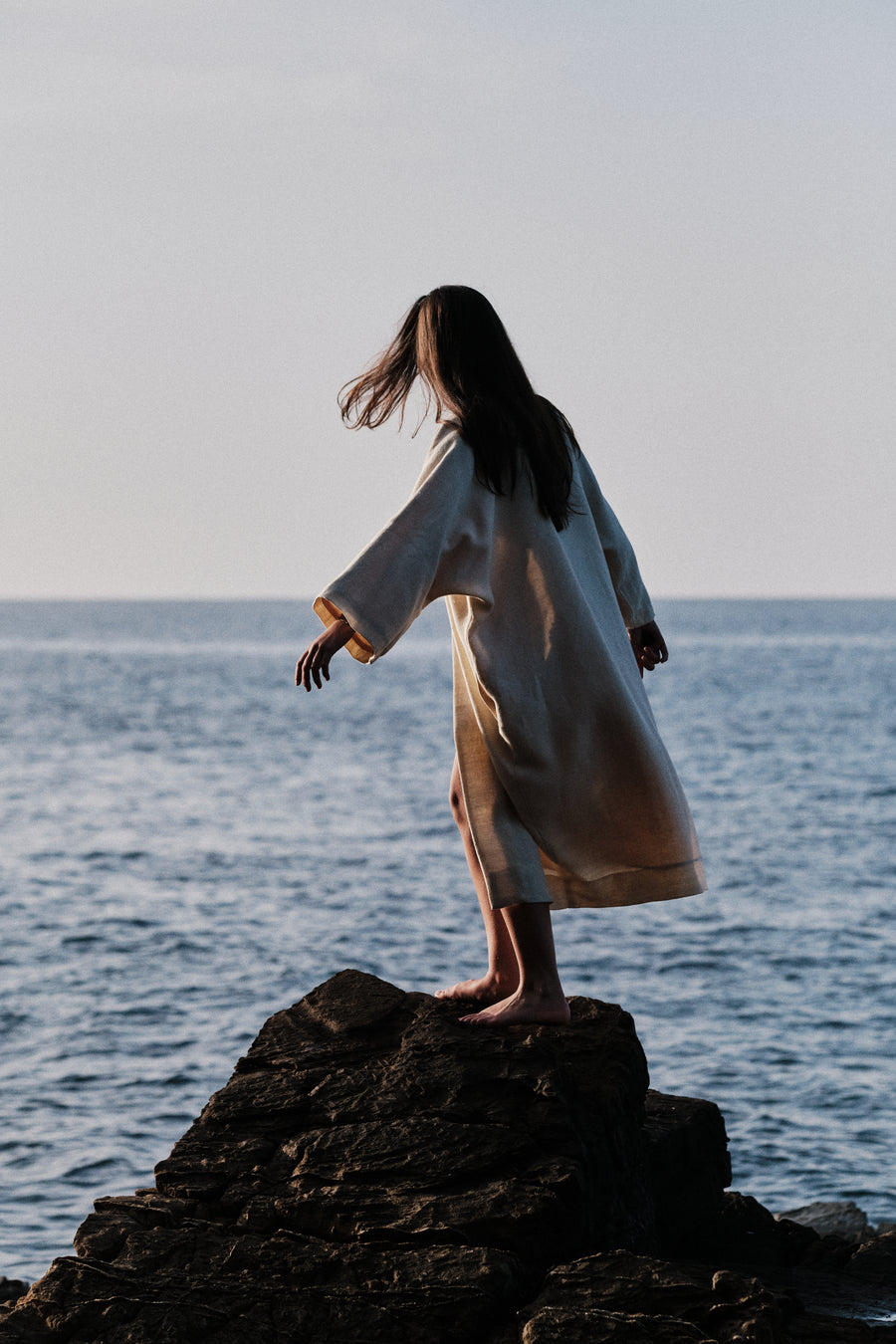 WHITE LONG KIMONO